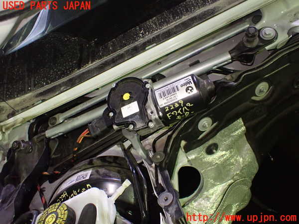 5UPJ-22396770]BMW M4 クーペ(3C30 F82)フロントワイパーモーター 中古_m0001.jpg