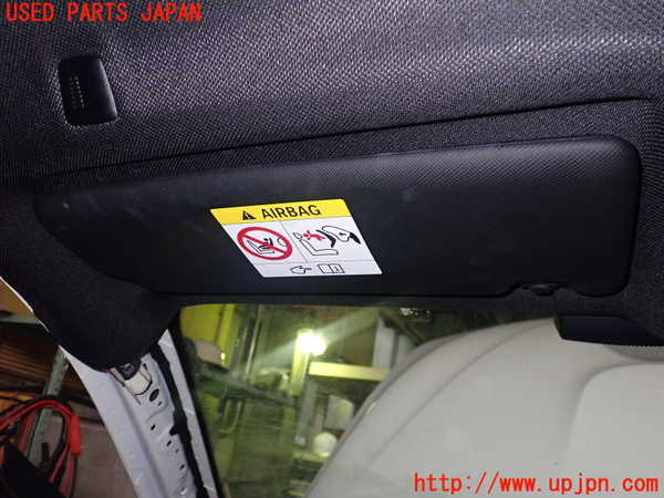 5UPJ-22397630]BMW M4 クーペ(3C30 F82)室内サンバイザー左側 中古_m0001.jpg
