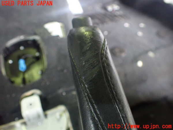 5UPJ-22397550]BMW M4 クーペ(3C30 F82)サイドブレーキレバー 中古_m0002.jpg