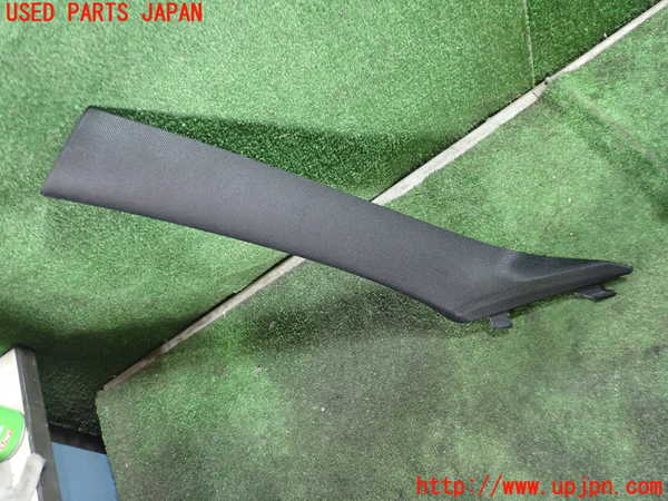 5UPJ-22397660]BMW M4 クーペ(3C30 F82)左フロントピラートリム 中古_m0001.jpg