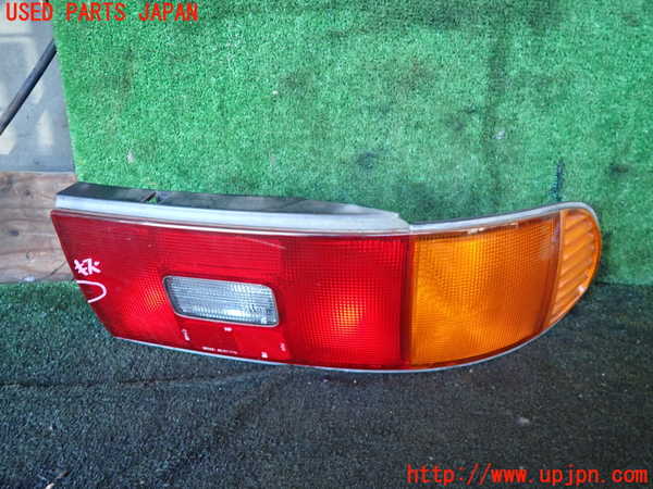 5UPJ-22401530]セリカ GT-FOUR(ST185)右テールランプ 中古_m0001.jpg
