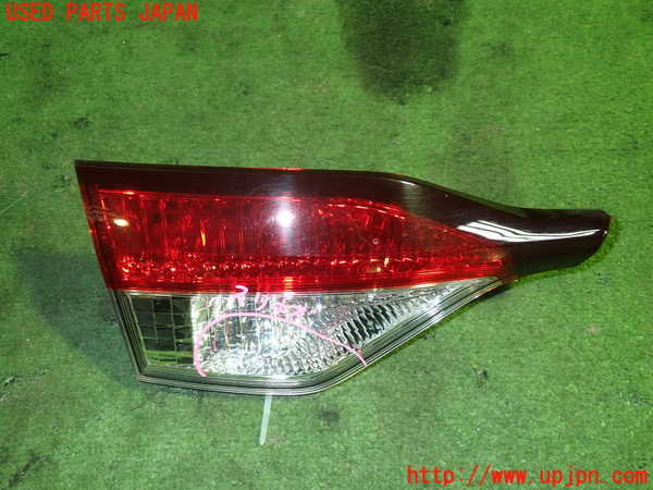 1UPJ-22411552]カローラ ハイブリッド(ZWE214)左リアフィニッシャー 中古_m0001.jpg