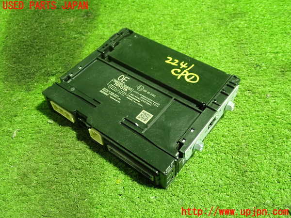 5UPJ-22416146]カローラ ハイブリッド(ZWE214)コンピューター1 (テレマティクス) 中古_m0001.jpg