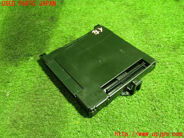 5UPJ-22416149]カローラ ハイブリッド(ZWE214)コンピューター4 (MULTIPLEX NETWORK BODY) 中古_m0003.jpg