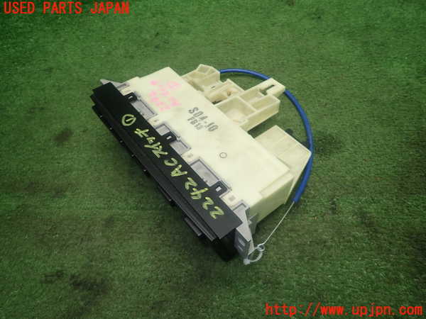 5UPJ-22426066]シビック(EK2)エアコンスイッチ1 中古_m0002.jpg