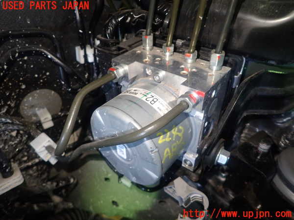 5UPJ-22434040]スイフトスポーツ(ZC33S)ABSアクチュエーター 【ジャンク】_m0001.jpg