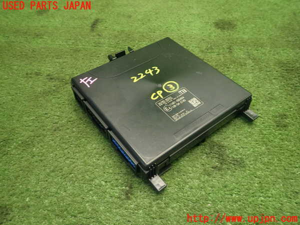 5UPJ-22436148]スイフトスポーツ(ZC33S)コンピューター3 36785-80S01 中古_m0001.jpg