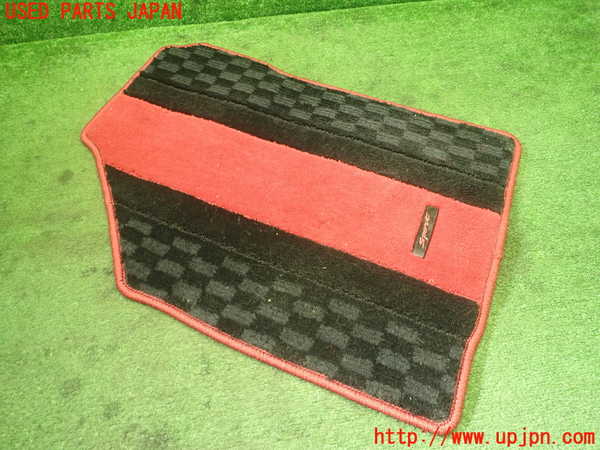 5UPJ-22437800]スイフトスポーツ(ZC33S)フロアマット 中古_m0004.jpg