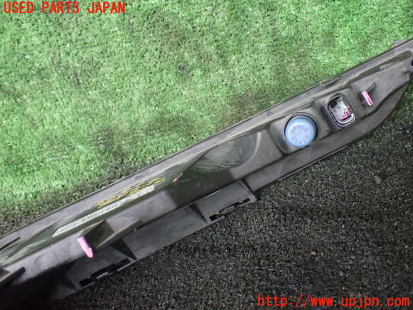 1UPJ-22441152]ポルシェ・カイエン(92ACEY)左コーナーランプ 中古_m0003.jpg