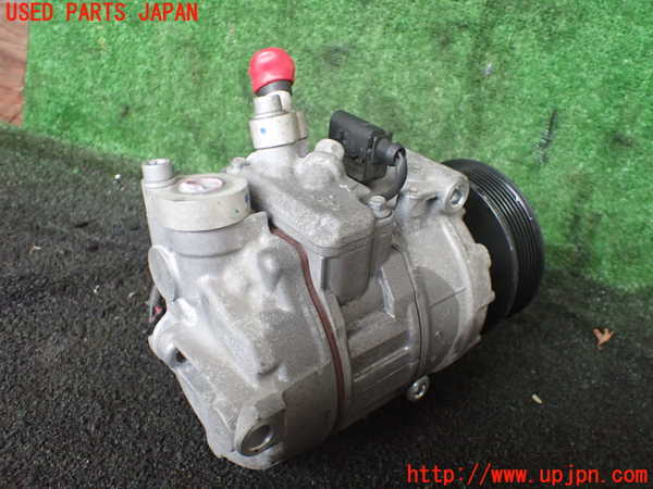 1UPJ-22446025]ポルシェ・カイエン(92ACEY)エアコンコンプレッサー 中古_m0002.jpg