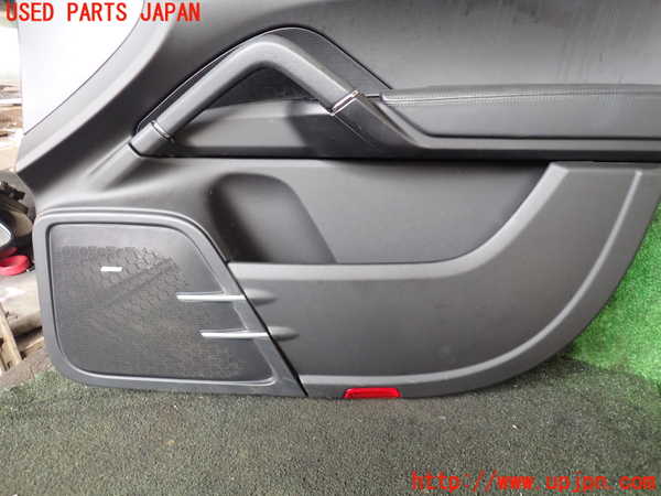 5UPJ-22441234]ポルシェ・カイエン(92ACEY)右前ドア内張り 中古_m0003.jpg