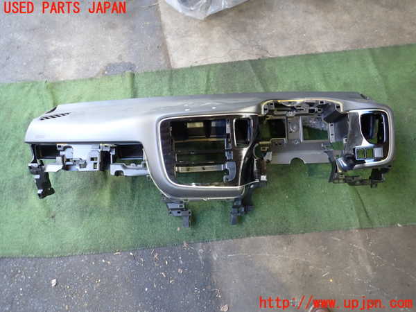 2UPJ-22457505]アウトランダーPHEV(GG2W)ダッシュボード 中古_m0001.jpg