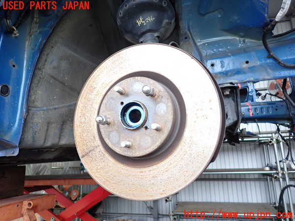 2UPJ-22464290]インプレッサ WRX-STi(GVB)右フロントナックルハブ 中古_m0001.jpg