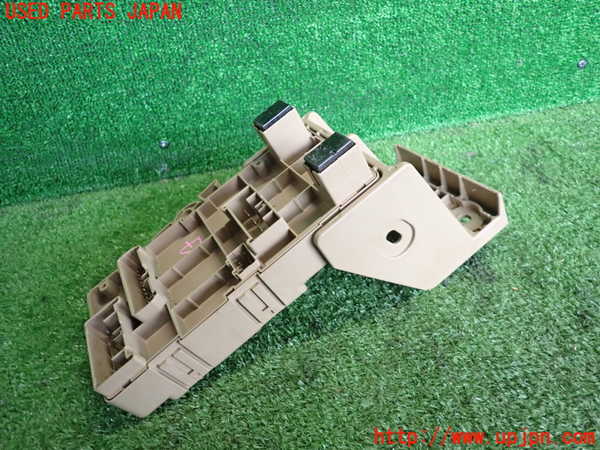 2UPJ-22466741]インプレッサ WRX-STi(GVB)ヒューズボックス1 中古_m0002.jpg