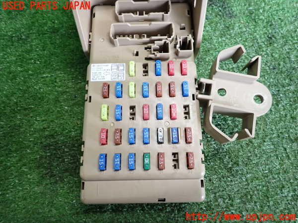 2UPJ-22466741]インプレッサ WRX-STi(GVB)ヒューズボックス1 中古_m0003.jpg