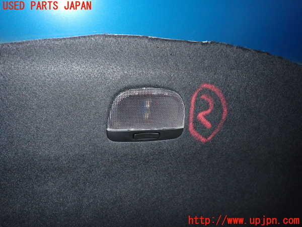 2UPJ-22466412]インプレッサ WRX-STi(GVB)ルームランプ2 (真中 2列目) 中古_m0001.jpg