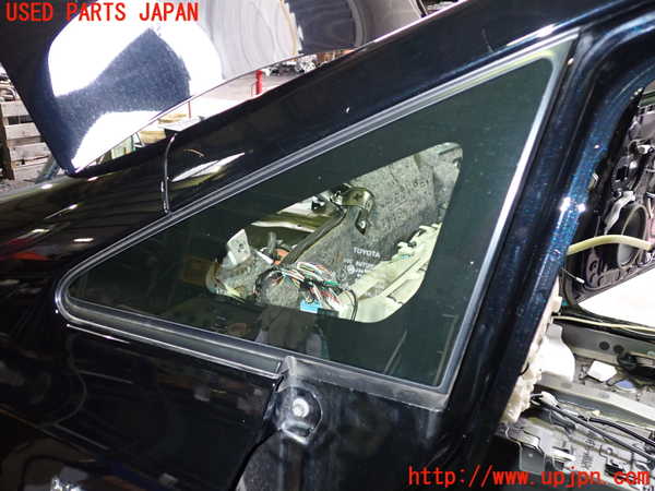 2UPJ-22471202]プリウスα(ZVW41W)左フロント三角窓ガラス 中古(43R-00034 M2H4)_m0001.jpg