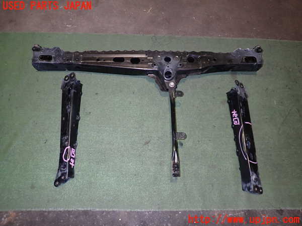 2UPJ-22475296]プリウスα(ZVW41W)メンバー1 中古_m0002.jpg