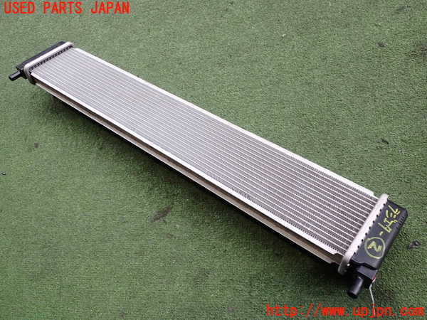2UPJ-22472322]プリウスα(ZVW41W)ラジエーター2 中古_m0002.jpg