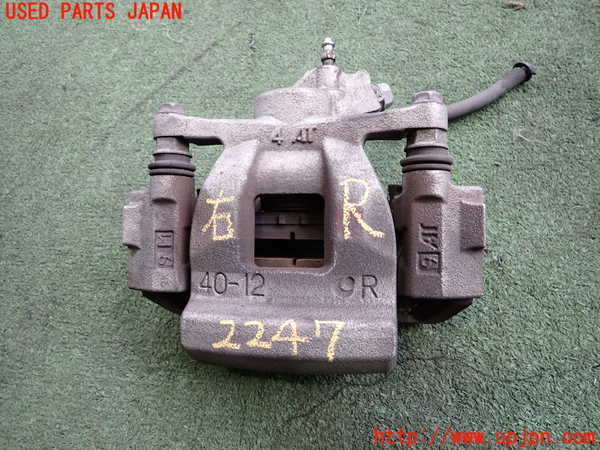 2UPJ-22474090]プリウスα(ZVW41W)右リアキャリパー 中古_m0001.jpg