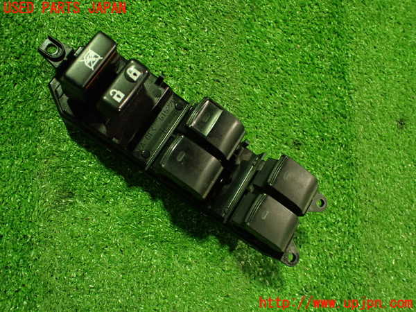 2UPJ-22476240]プリウスα(ZVW41W)右前パワーウィンドウスイッチ 中古_m0001.jpg