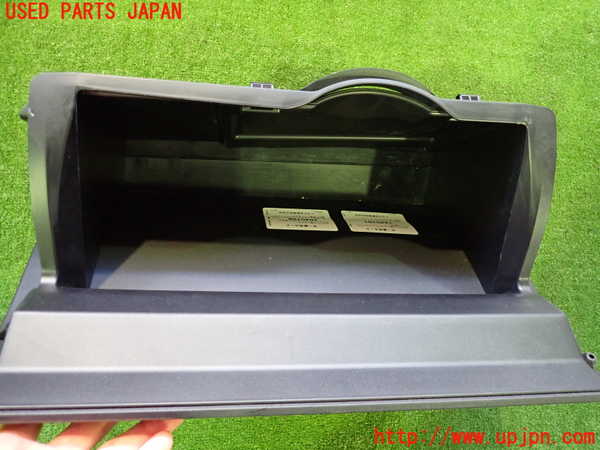 2UPJ-22477517]プリウスα(ZVW41W)グローブボックス2 中古_m0004.jpg