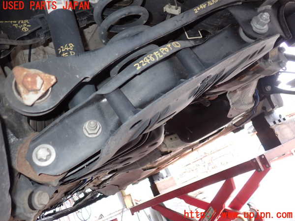 2UPJ-22485226]BMW 118i(1R15)(F20)左リアロアアーム1 中古_m0001.jpg