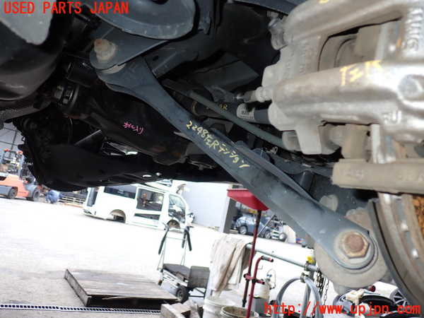 2UPJ-22485330]BMW 118i(1R15)(F20)左リアテンションロッド 中古_m0001.jpg