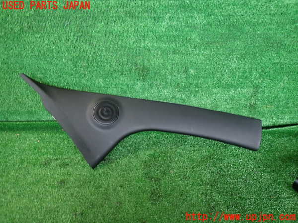 5UPJ-22497655]アバルト・595(31214T)右フロントピラートリム 中古_m0001.jpg