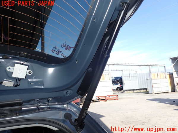 2UPJ-22501584]CX-30(DMFP)リアゲートダンパー 中古_m0001.jpg