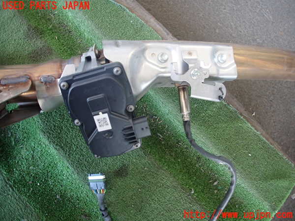 2UPJ-22502651]CX-30(DMFP)センターパイプ1 中古_m0005.jpg