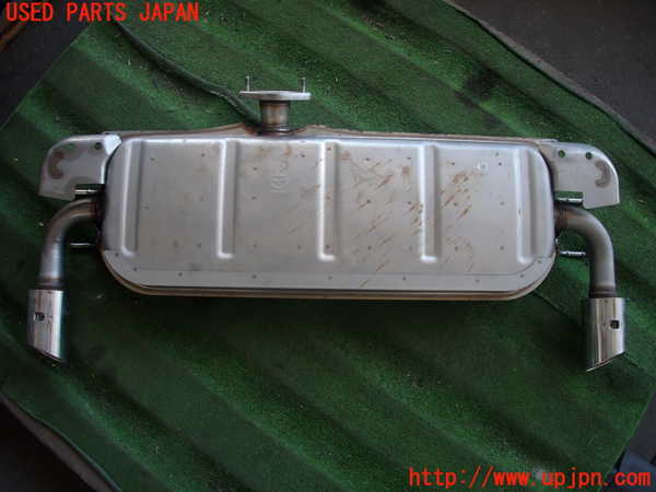 2UPJ-22502671]CX-30(DMFP)リアマフラー1 中古_m0002.jpg