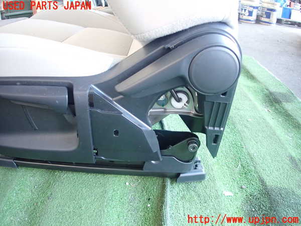 2UPJ-22507065]CX-30(DMFP)助手席シート 中古_m0004.jpg