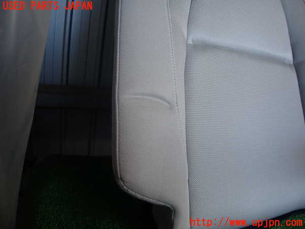 2UPJ-22507385]CX-30(DMFP)リアシート 中古_m0005.jpg