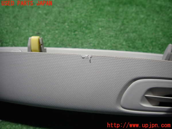 2UPJ-22507655]CX-30(DMFP)右フロントピラートリム 中古_m0003.jpg