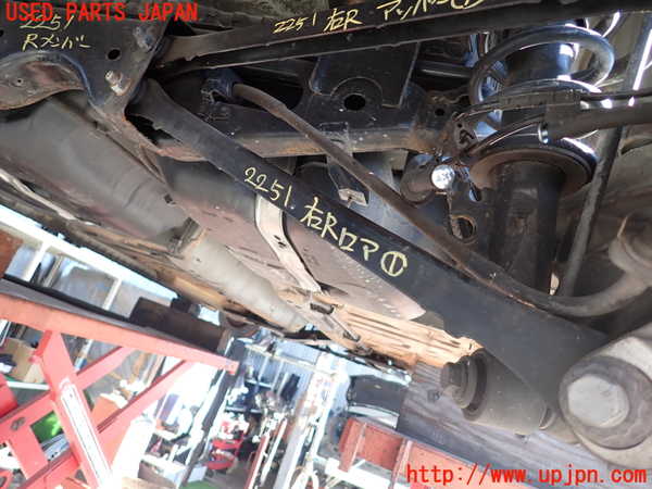2UPJ-22515200]BMW ミニ(MINI)ジョンクーパーワークス(JCW)(SUJCW)右リアロアアーム1 中古 R56_m0001.jpg