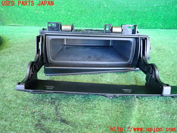 2UPJ-22517841]BMW ミニ(MINI)ジョンクーパーワークス(JCW)(SUJCW)小物入れ1 【ジャンク品】 中古 R56_m0004.jpg