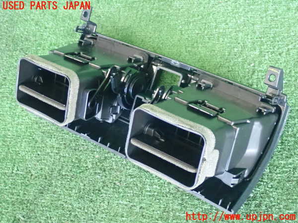 5UPJ-22527528]WRX STI(VAB)エアコン吹き出し口3 真中 中古_m0003.jpg