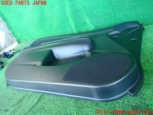 2UPJ-22521264]WRX STI(VAB)左前ドア内張り 中古_m0003.jpg