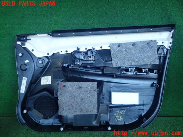 2UPJ-22521264]WRX STI(VAB)左前ドア内張り 中古_m0004.jpg