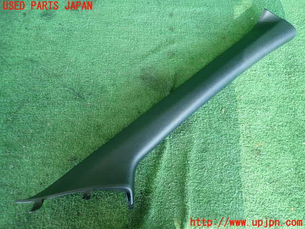 2UPJ-22527655]WRX STI(VAB)右フロントピラートリム 中古_m0001.jpg
