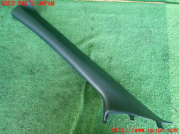 5UPJ-22527660]WRX STI(VAB)左フロントピラートリム 中古_m0001.jpg