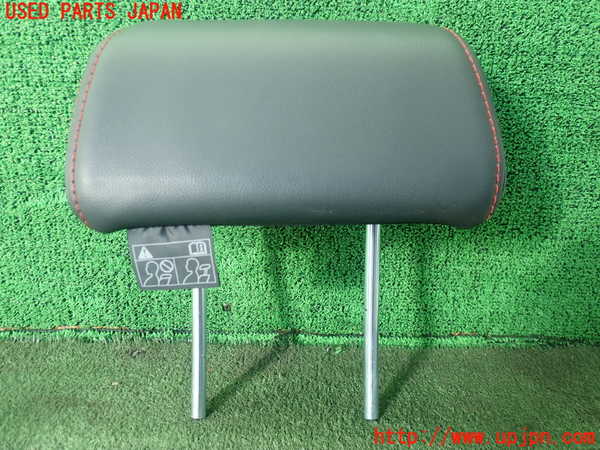 5UPJ-22527150]WRX STI(VAB)右2列目ヘッドレスト 中古_m0001.jpg