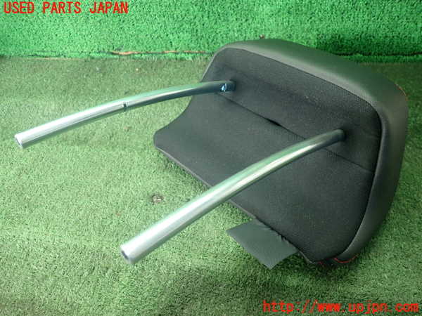 5UPJ-22527180]WRX STI(VAB)左2列目ヘッドレスト 中古_m0003.jpg