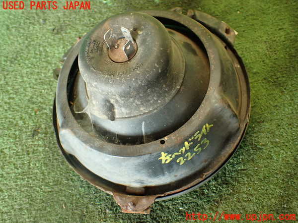 2UPJ-22531132]ランクル70系(BJ74V)左ヘッドライト ハロゲン 中古_m0004.jpg