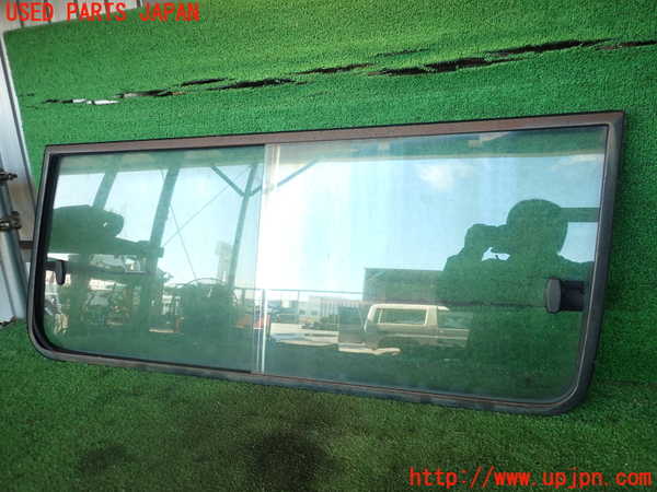 2UPJ-22531380]ランクル70系(BJ74V)右クォーターガラス (43R-00014 M499) 中古_m0001.jpg