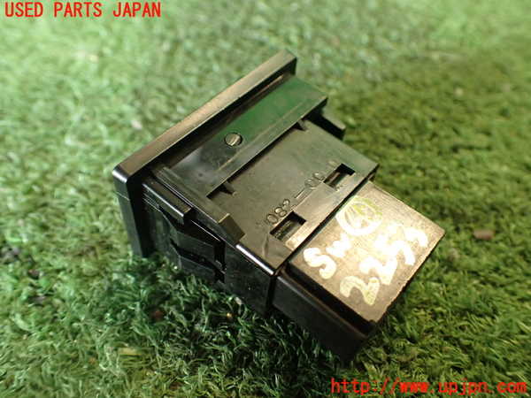 2UPJ-22536309]ランクル70系(BJ74V)スイッチ4 (パーキング) 中古_m0002.jpg