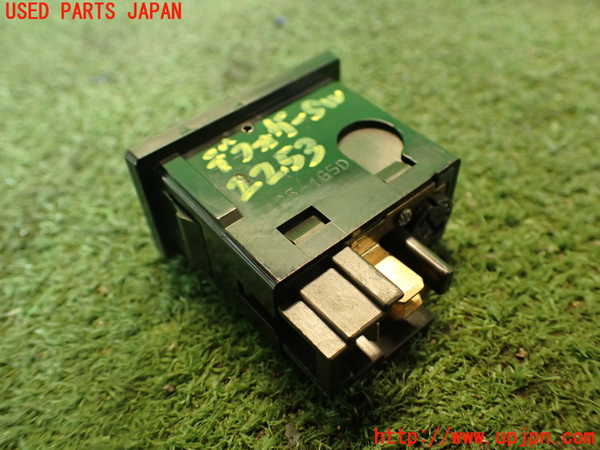2UPJ-22536300]ランクル70系(BJ74V)デフォッガースイッチ 中古_m0002.jpg