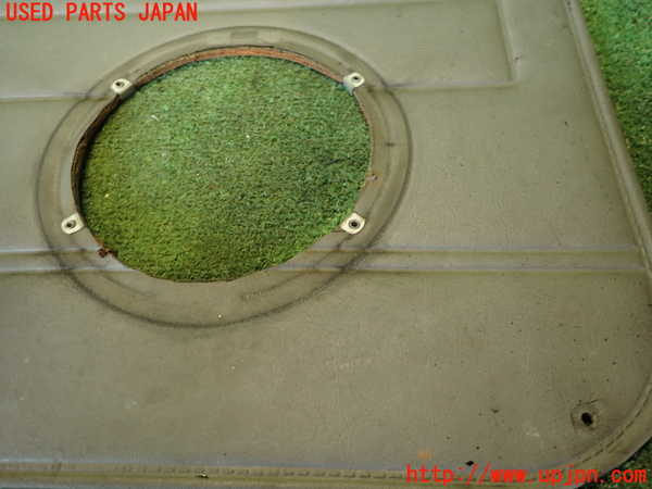 2UPJ-22531578]ランクル70系(BJ74V)バックドア内張り 中古_m0002.jpg