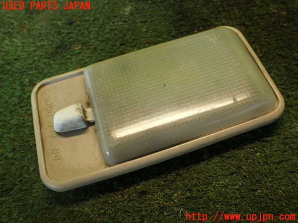 2UPJ-22536411]ランクル70系(BJ74V)ルームランプ1 (真中 2列目) 【ジャンク品】 中古_m0001.jpg